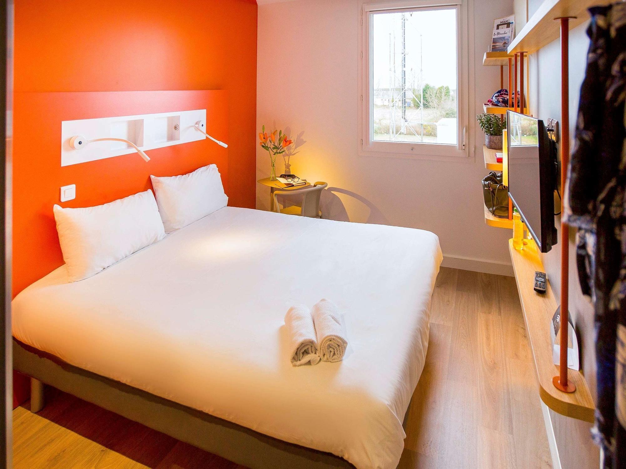 ibis budget Cherbourg - La Glacerie Exterior foto