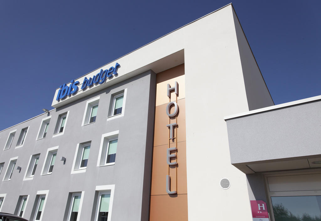 ibis budget Cherbourg - La Glacerie Exterior foto