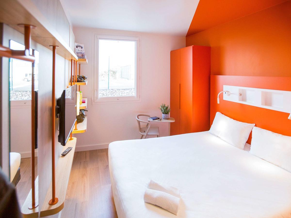 ibis budget Cherbourg - La Glacerie Exterior foto